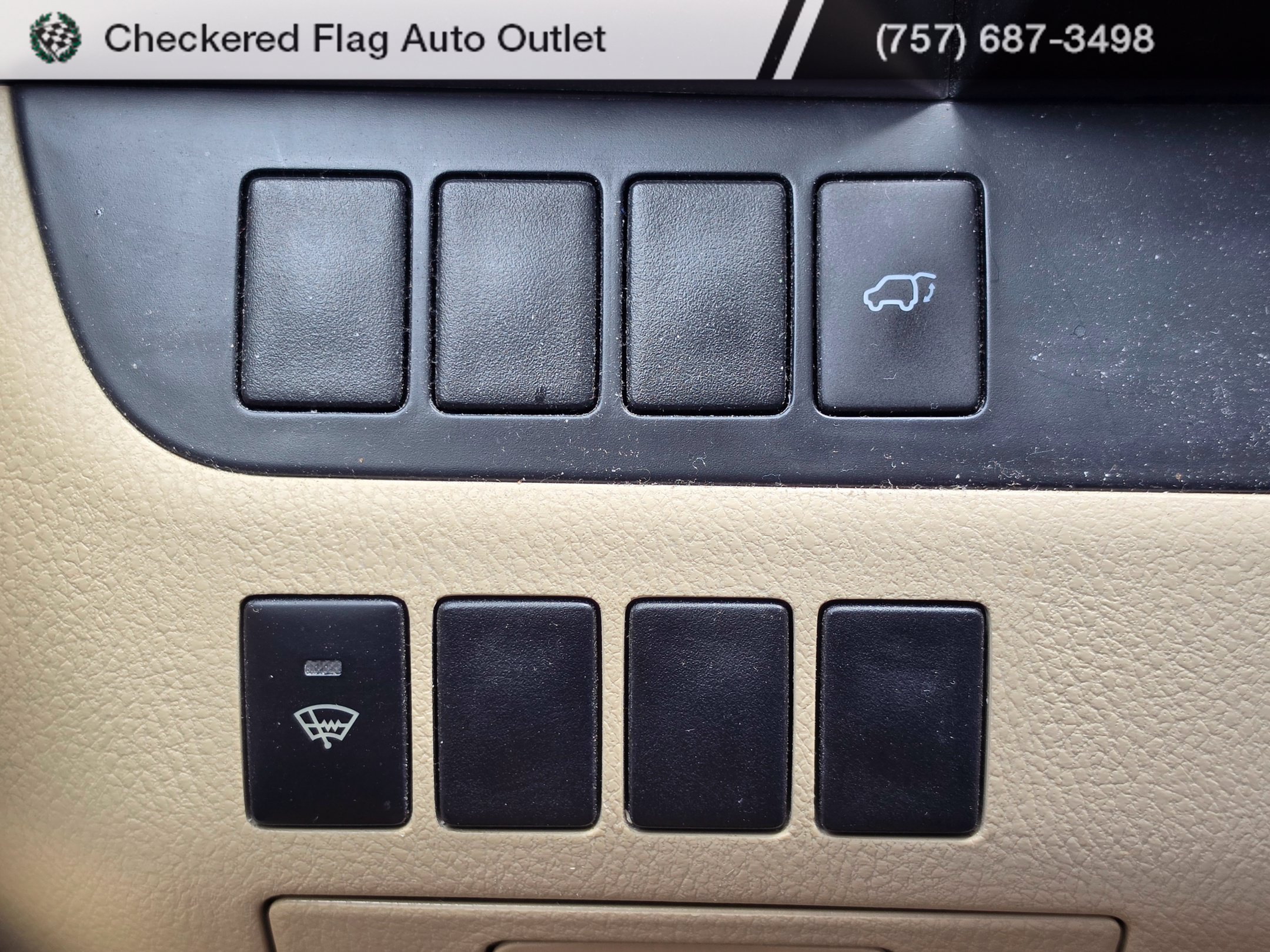 Used 2015 Toyota Highlander XLE AWD/4WD image 11