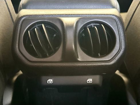 Used 2020 Jeep Gladiator Sport w/ Quick Order Package 24S image 26