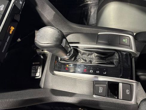 Used 2019 Honda Civic EX image 24