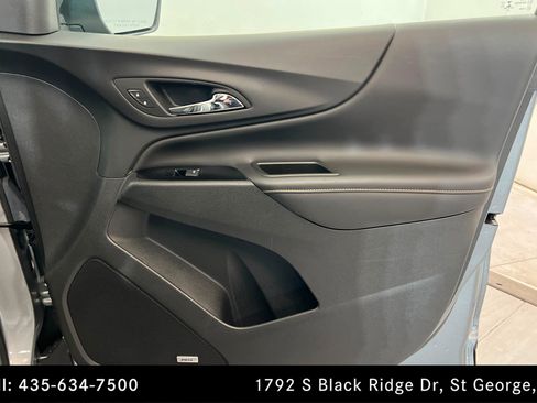 Used 2023 Chevrolet Equinox Premier FWD image 23