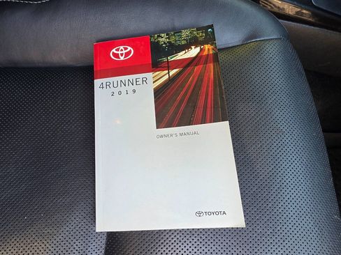 Used 2019 Toyota 4Runner Limited AWD/4WD image 38
