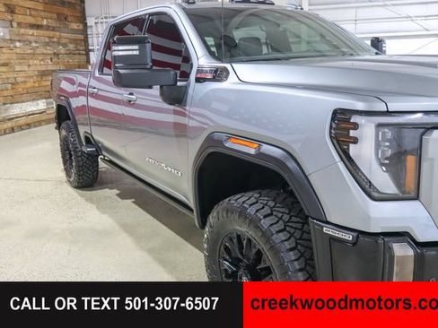 Used 2024 GMC Sierra 2500 AT4X AWD/4WD image 28