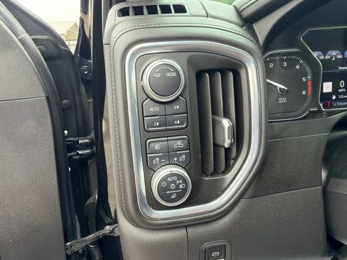 Used 2020 GMC Sierra 1500 Denali AWD/4WD image 29