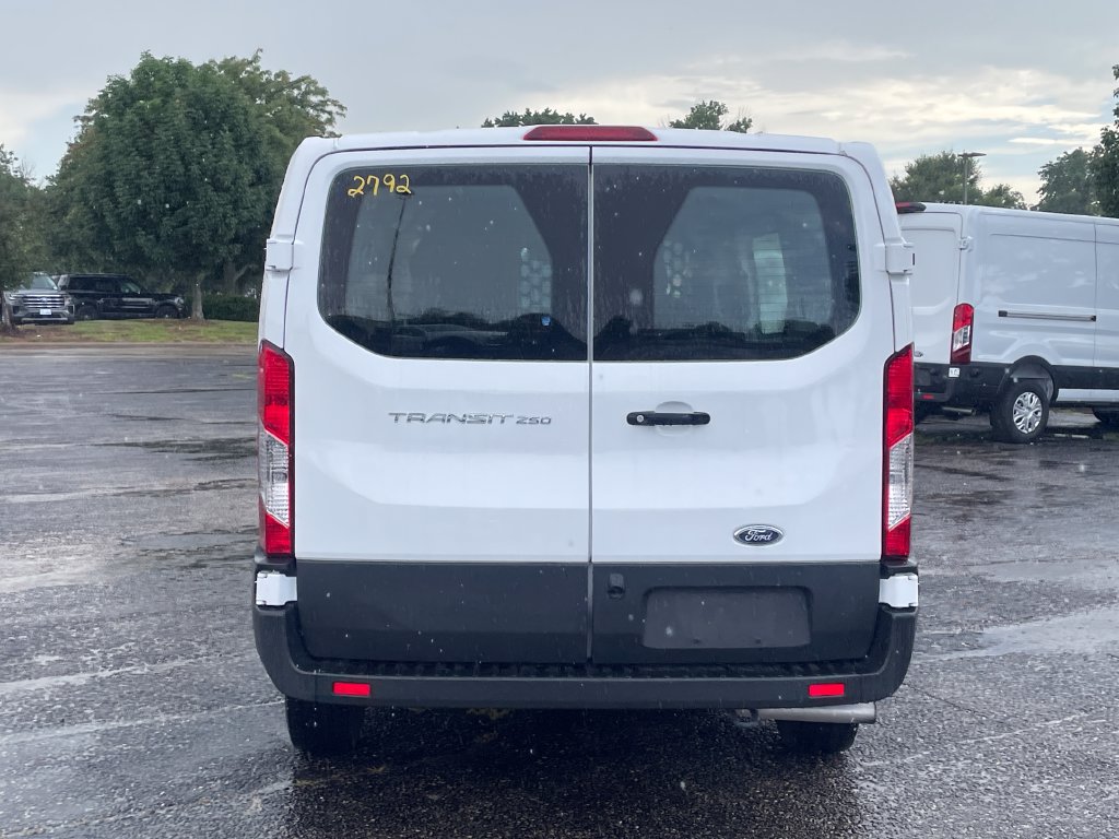 Used 2025 Ford Transit 250 Low Roof w/ Exterior Upgrade Package RWD image 4