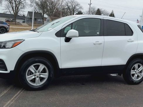 Certified 2020 Chevrolet Trax LS w/ Tint and Cruise Package image 6