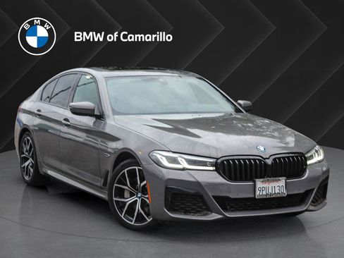 Used 2022 BMW 530e w/ Premium Package image 1