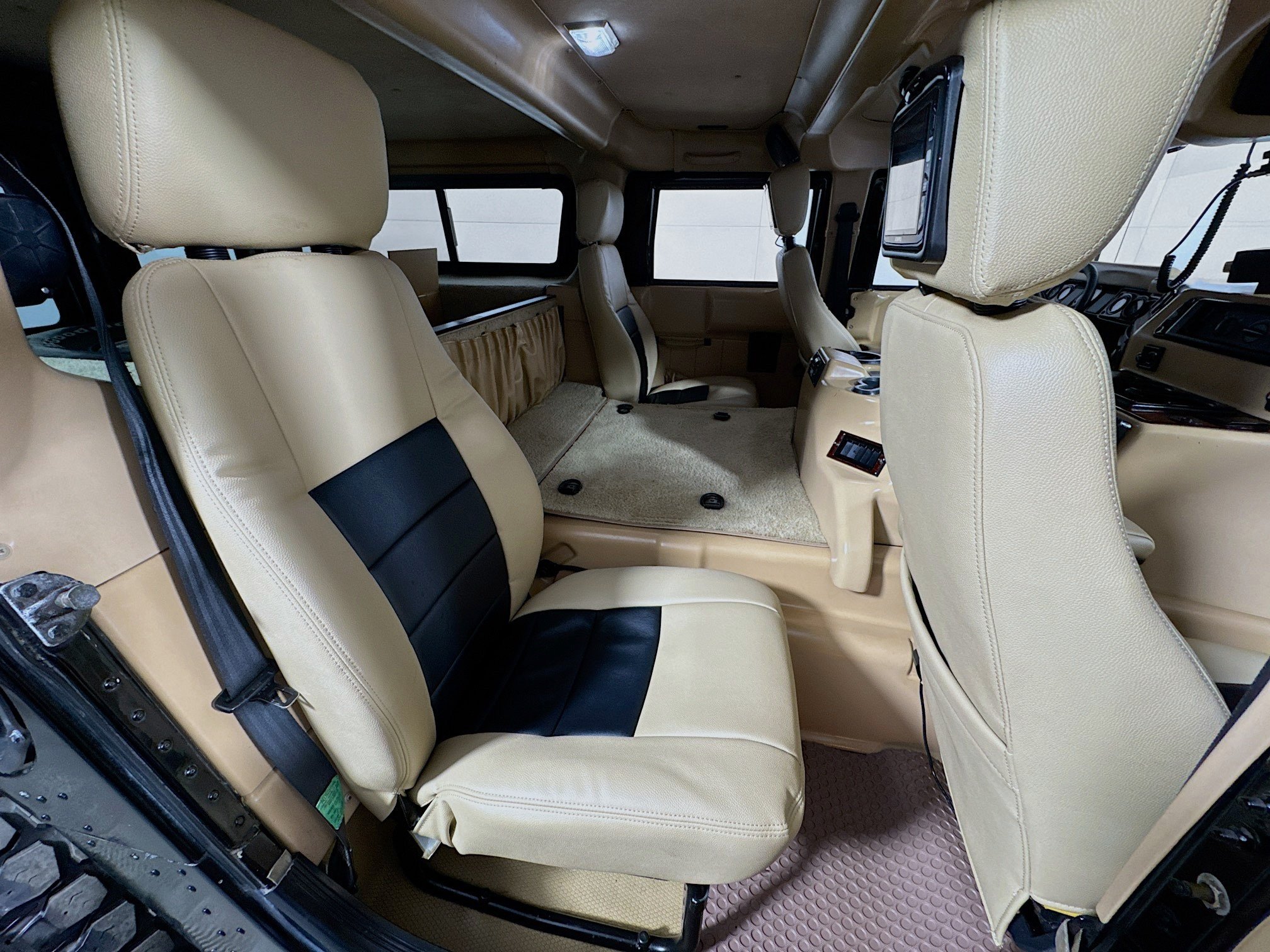 Used 2000 HUMMER H1 4-Door Wagon AWD/4WD image 27