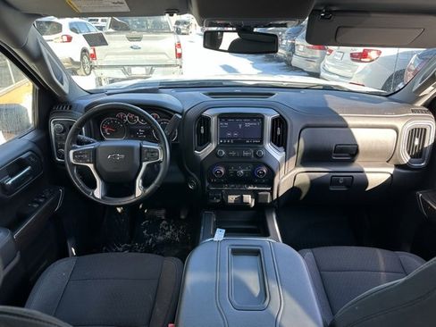 Used 2020 Chevrolet Silverado 1500 RST image 14