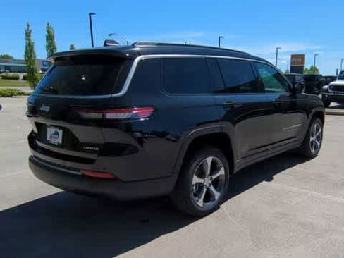 New 2026 Jeep Grand Cherokee L Limited AWD/4WD image 8