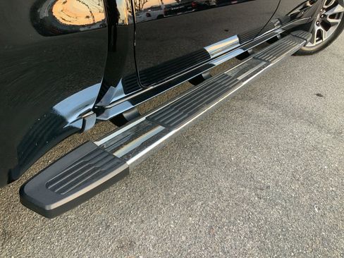 Used 2021 GMC Sierra 1500 SLT image 12