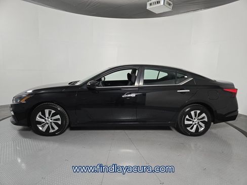 Used 2022 Nissan Altima 2.5 S FWD image 3