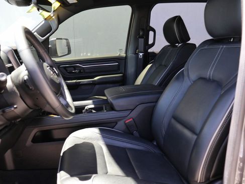 Used 2024 RAM 1500 Limited AWD/4WD image 9
