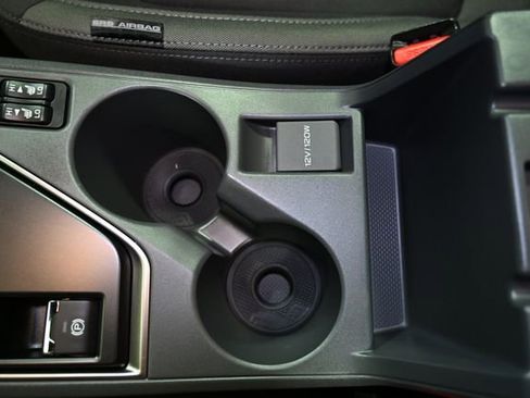 Certified 2025 Subaru Crosstrek 2.0i Premium image 27