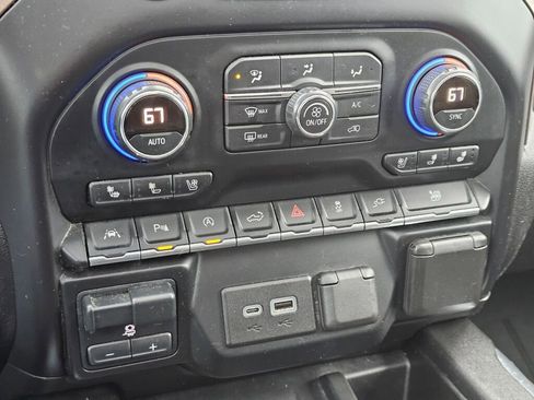 Used 2020 Chevrolet Silverado 1500 High Country w/ Technology Package image 24