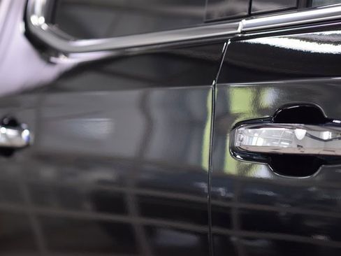 Used 2024 Chevrolet Silverado 1500 High Country w/ High Country Premium Package image 16