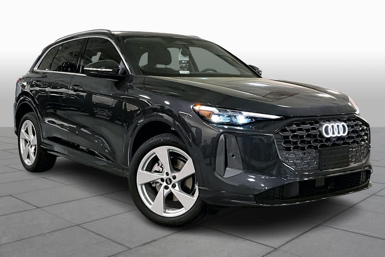 New 2026 Audi Q5 Premium w/ Premium Plus AWD/4WD image 2