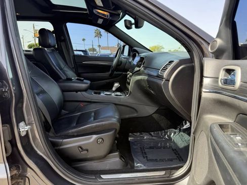 Used 2019 Jeep Grand Cherokee Limited RWD image 22