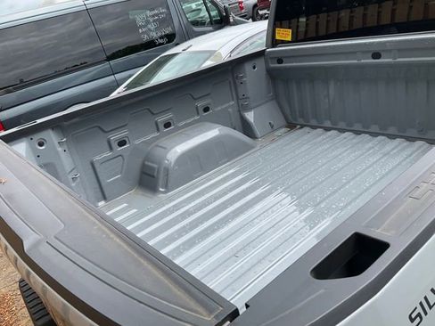 Used 2024 Chevrolet Silverado 1500 Custom RWD image 6