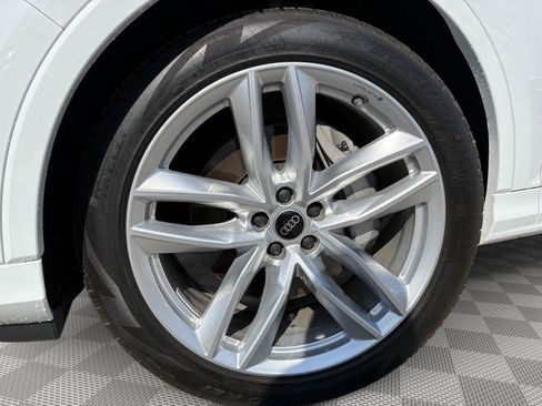 Used 2025 Audi Q7 3.0T Prestige w/ Prestige Package AWD/4WD image 9