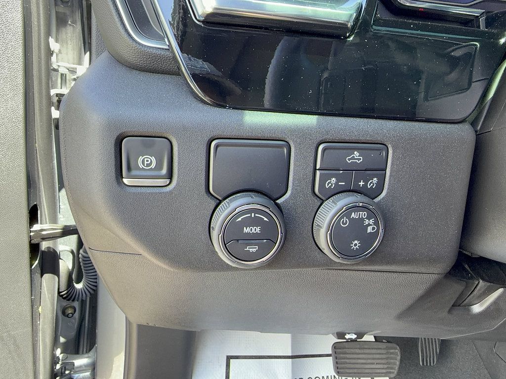 Used 2025 Chevrolet Silverado 1500 LT w/ All Star Edition Plus RWD image 27