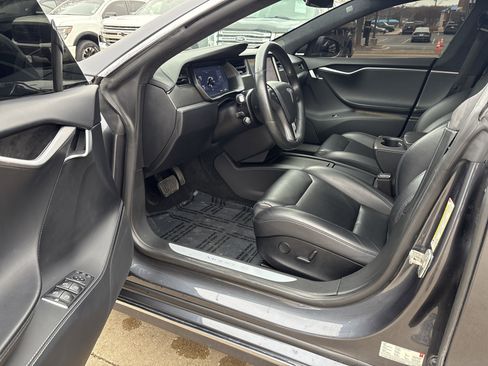 Used 2018 Tesla Model S 75D image 10