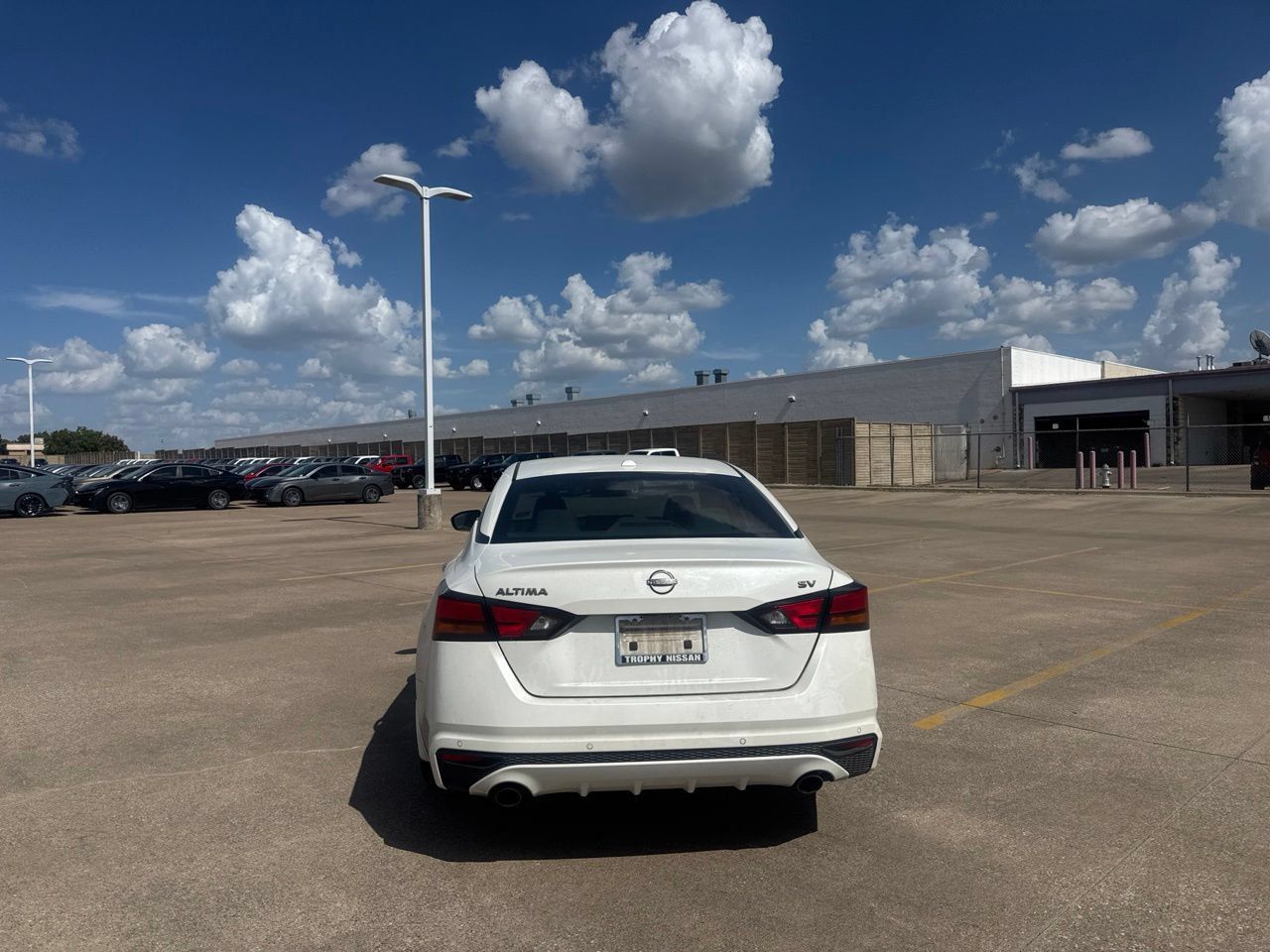 Certified 2024 Nissan Altima 2.5 SV w/ SV Premium Package FWD image 20