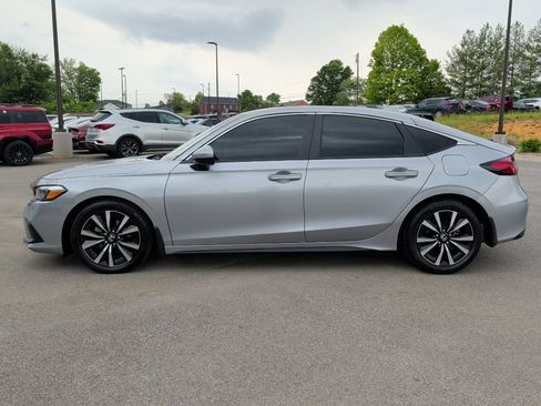 Used 2024 Honda Civic EX-L image 7