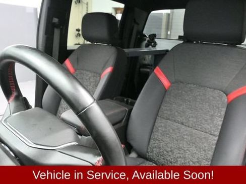 Used 2024 Chevrolet Colorado Z71 w/ Advanced Trailering Package AWD/4WD image 24