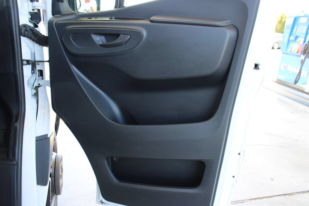 Used 2022 Mercedes-Benz Sprinter 3500 image 38