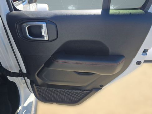 Used 2023 Jeep Gladiator Rubicon w/ LED Lighting Group image 29