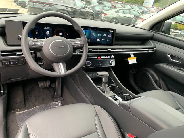 New 2026 Hyundai Tucson SEL Plus AWD/4WD image 13