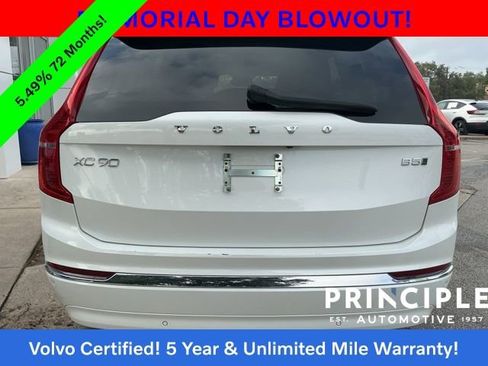 Certified 2024 Volvo XC90 B5 Plus AWD/4WD image 13