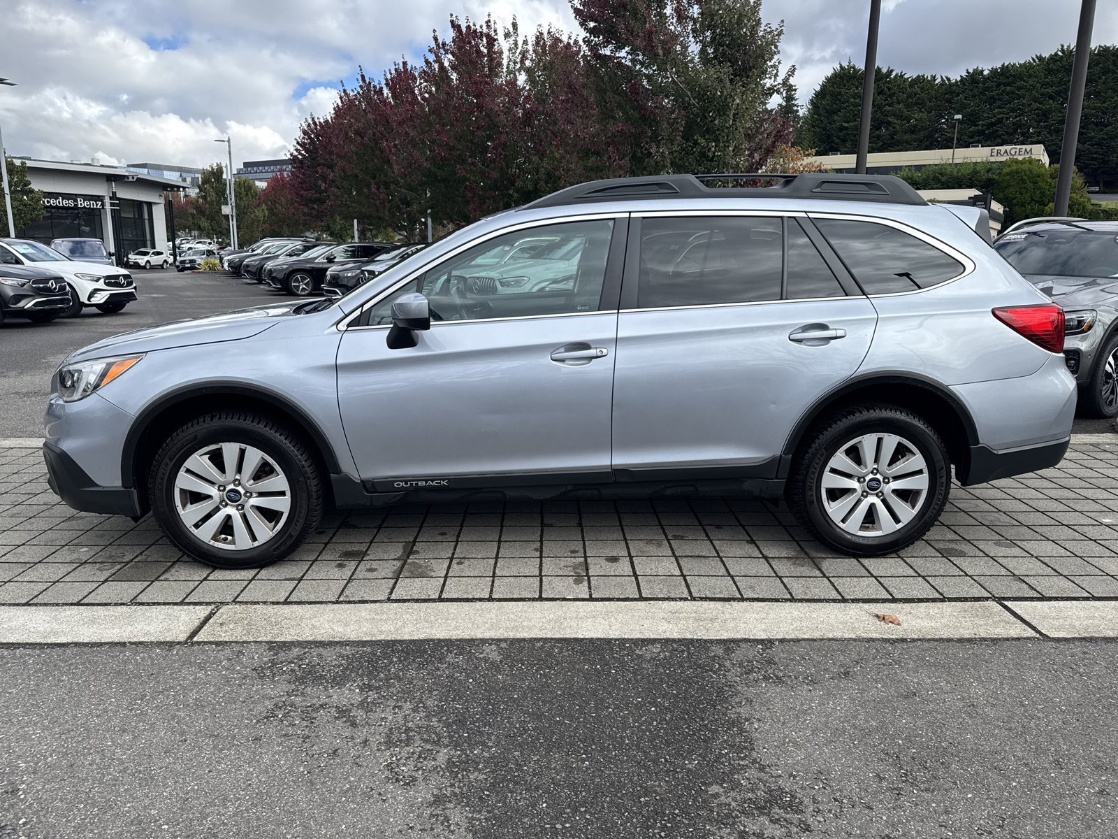 Used 2015 Subaru Outback 2.5i Premium AWD/4WD image 5