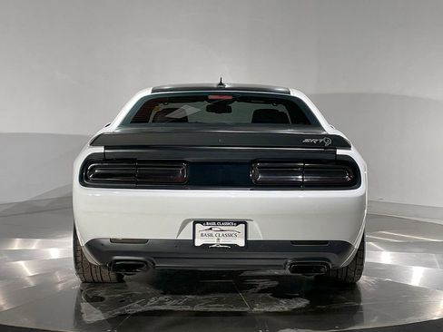 Used 2020 Dodge Challenger SRT Hellcat image 6