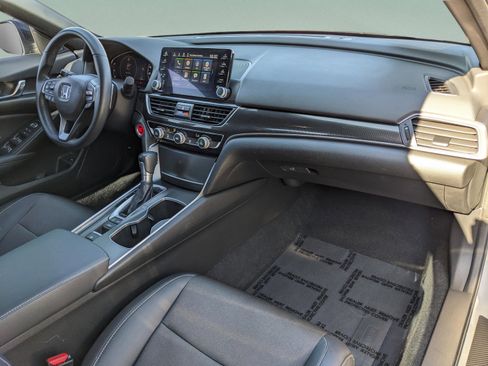 Used 2022 Honda Accord Sport image 10