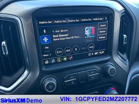 Used 2021 Chevrolet Silverado 1500 LT Trail Boss w/ Convenience Package II AWD/4WD image 27
