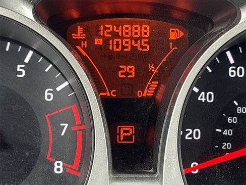 Used 2014 Nissan Juke SV w/ Navigation Package image 16