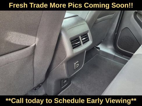 Used 2019 Chevrolet Equinox LT FWD image 10