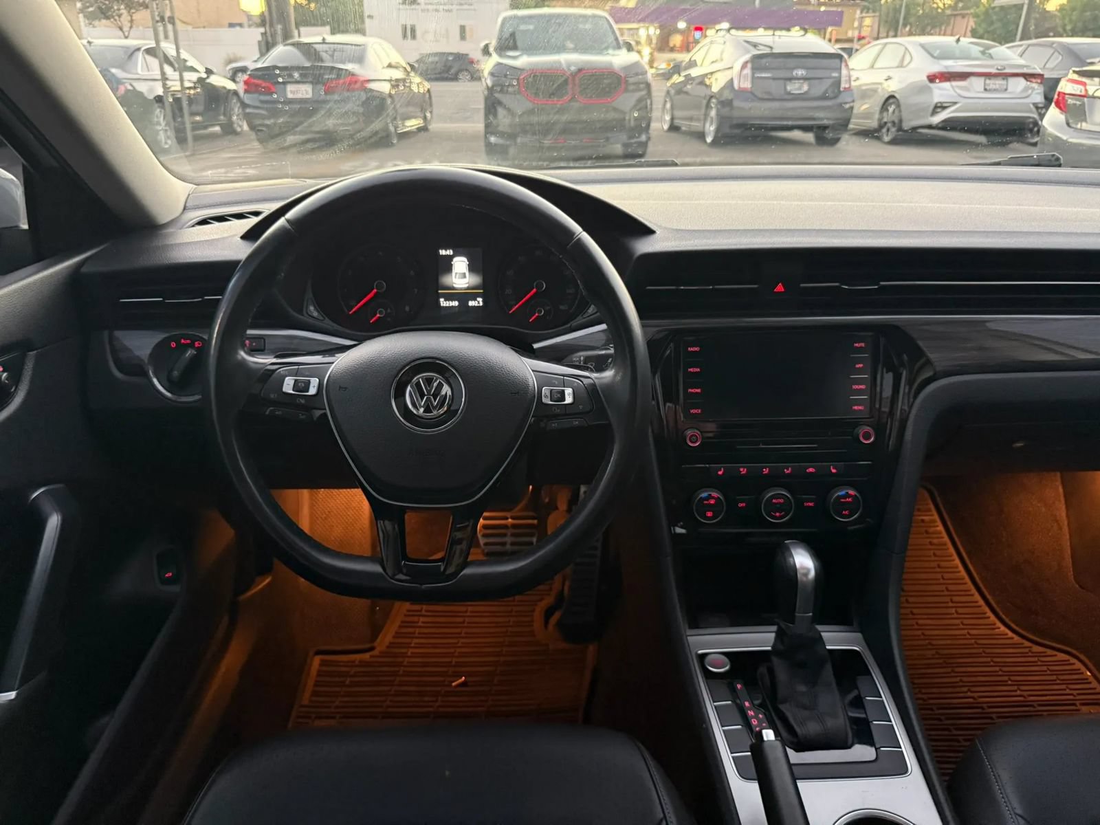 Used 2020 Volkswagen Passat 2.0T R-Line FWD image 16