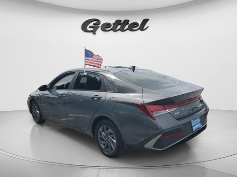Certified 2024 Hyundai Elantra SEL FWD image 10
