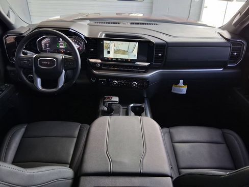 Used 2025 GMC Sierra 1500 SLT AWD/4WD image 10