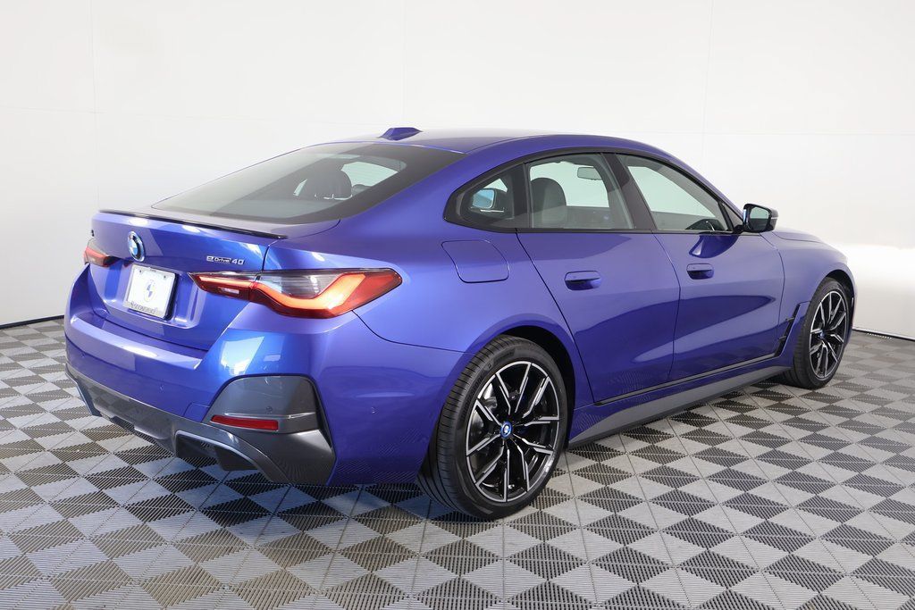 Used 2023 BMW i4 eDrive40 w/ M Sport Package RWD image 4