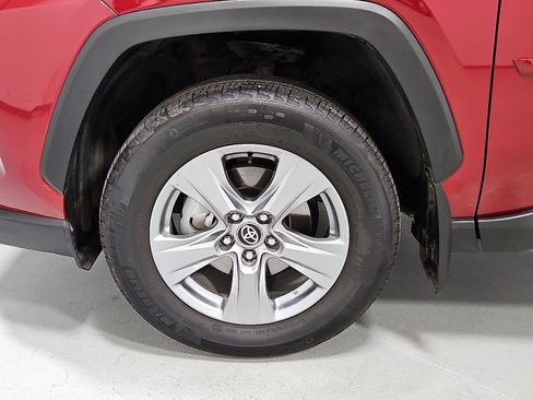 Certified 2022 Toyota RAV4 XLE image 5