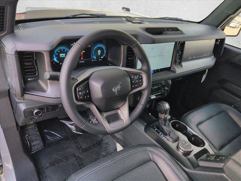 New 2026 Ford Bronco Big Bend image 3