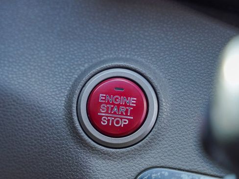 Used 2016 Honda Odyssey Touring Elite image 25