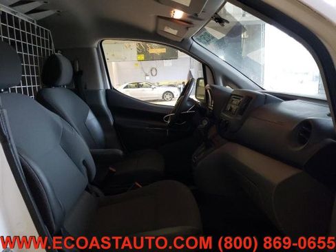 Used 2015 Nissan NV200 S image 6