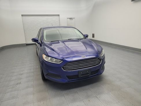 Used 2016 Ford Fusion SE FWD image 14