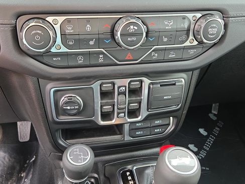 New 2026 Jeep Wrangler Sahara image 28