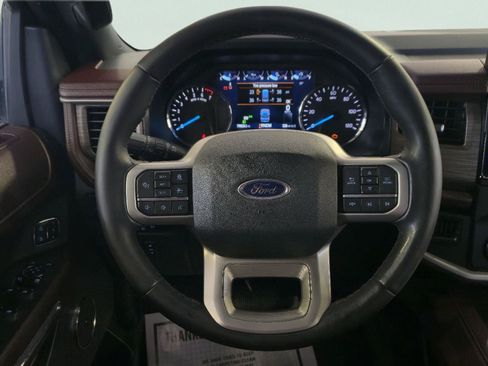 Used 2023 Ford Expedition Limited RWD image 14