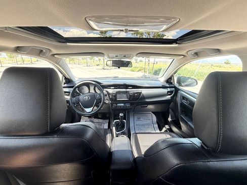 Used 2015 Toyota Corolla S FWD image 12